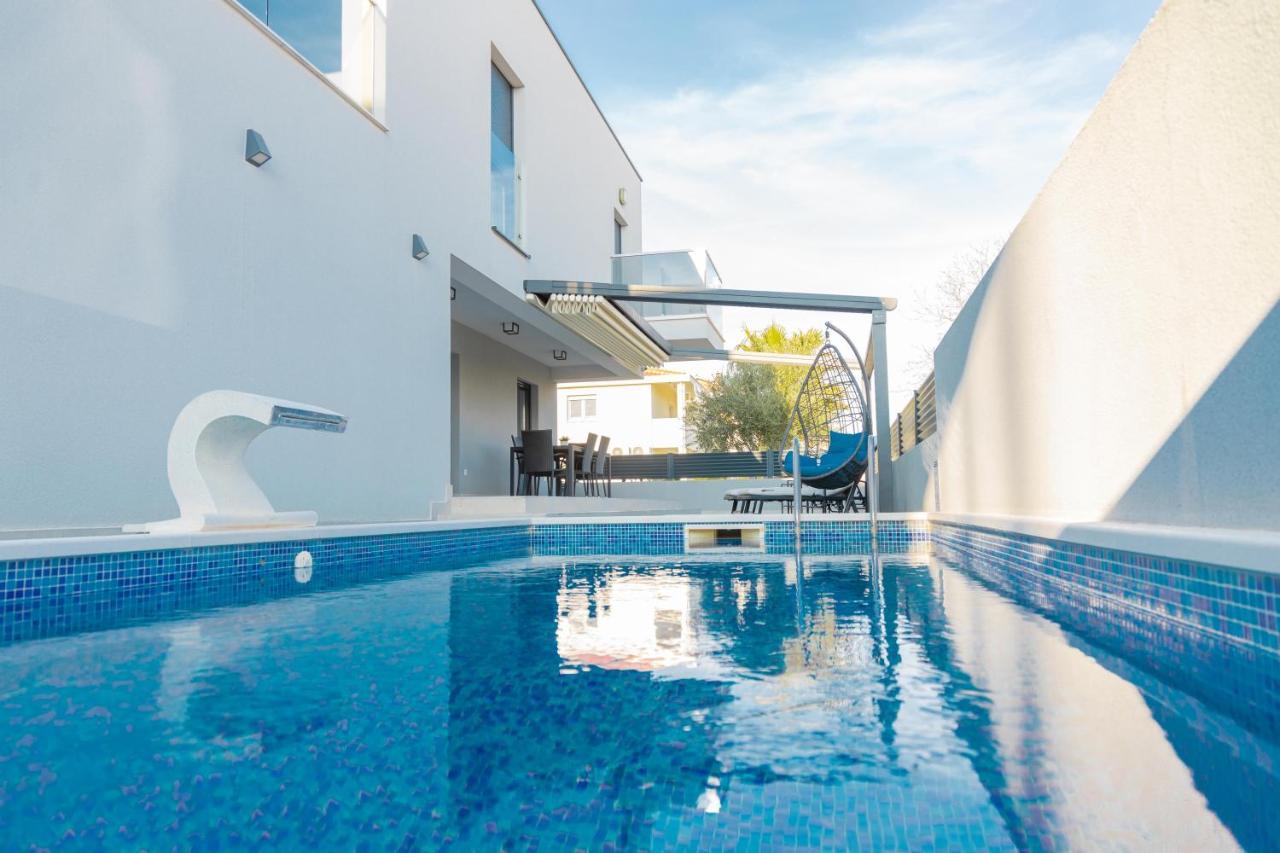 Villa Castelli, Apartment With Pool, Каштела Екстер'єр фото